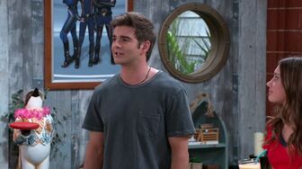 The Thundermans Undercover S02E07 1080p HEVC x265-MeGusta