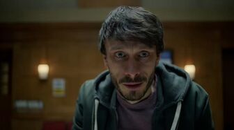 Baby Reindeer S01E01 1080p HEVC x265-MeGusta